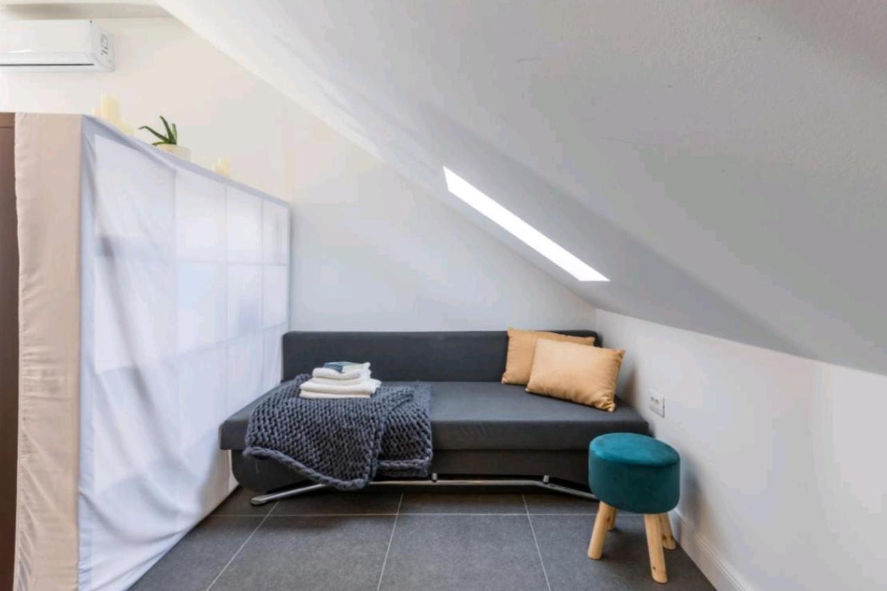 Just Like This - Cityapartment With Netflix Σπλιτ Εξωτερικό φωτογραφία