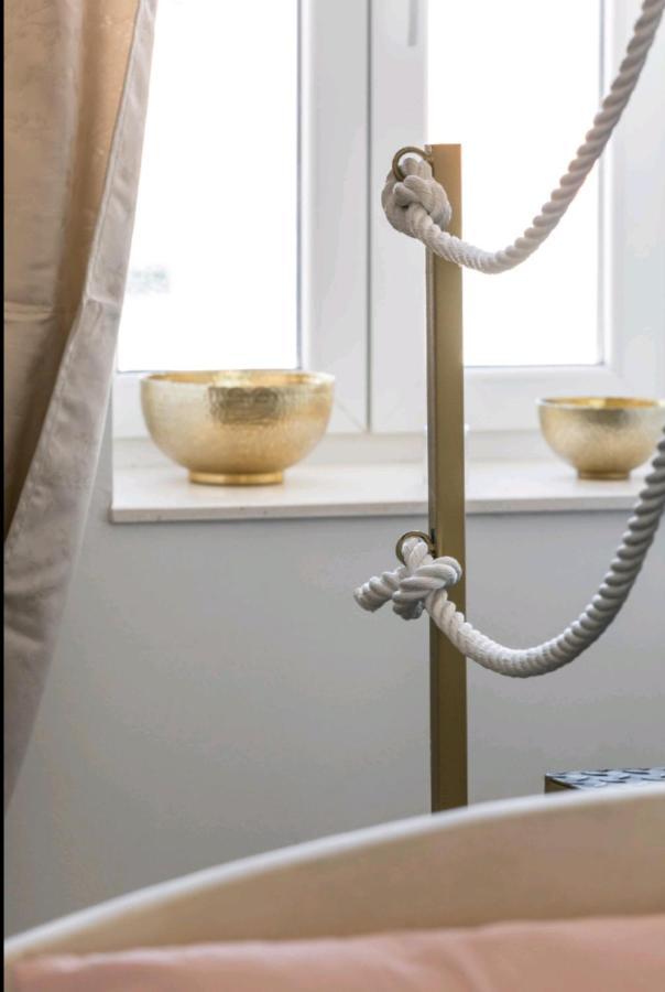 Just Like This - Cityapartment With Netflix Σπλιτ Εξωτερικό φωτογραφία