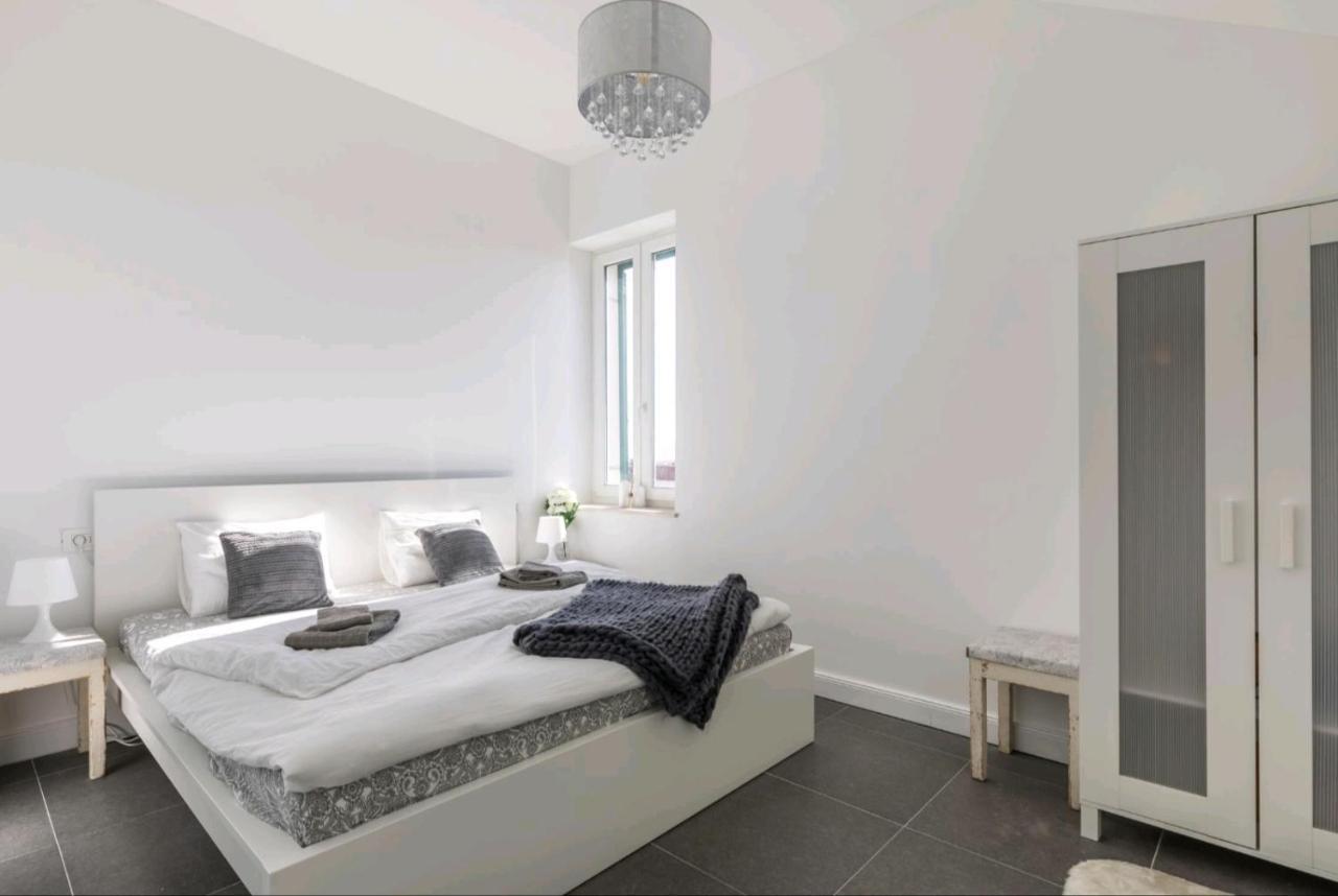 Just Like This - Cityapartment With Netflix Σπλιτ Εξωτερικό φωτογραφία